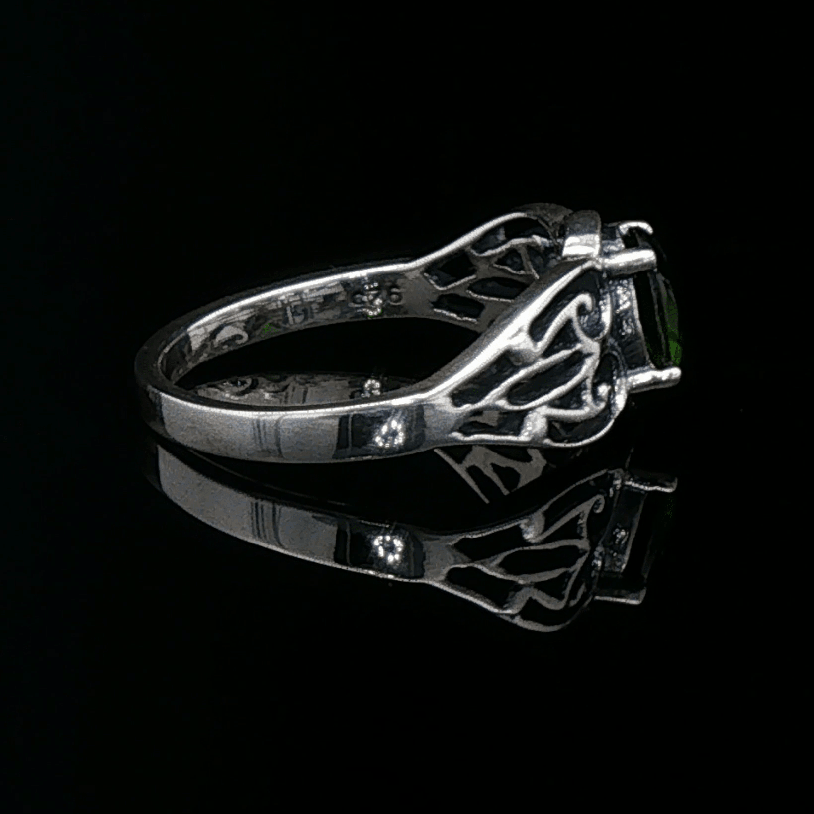 Filigree Gemstone Ring in Sterling Silver - Le Dragon Argenté
