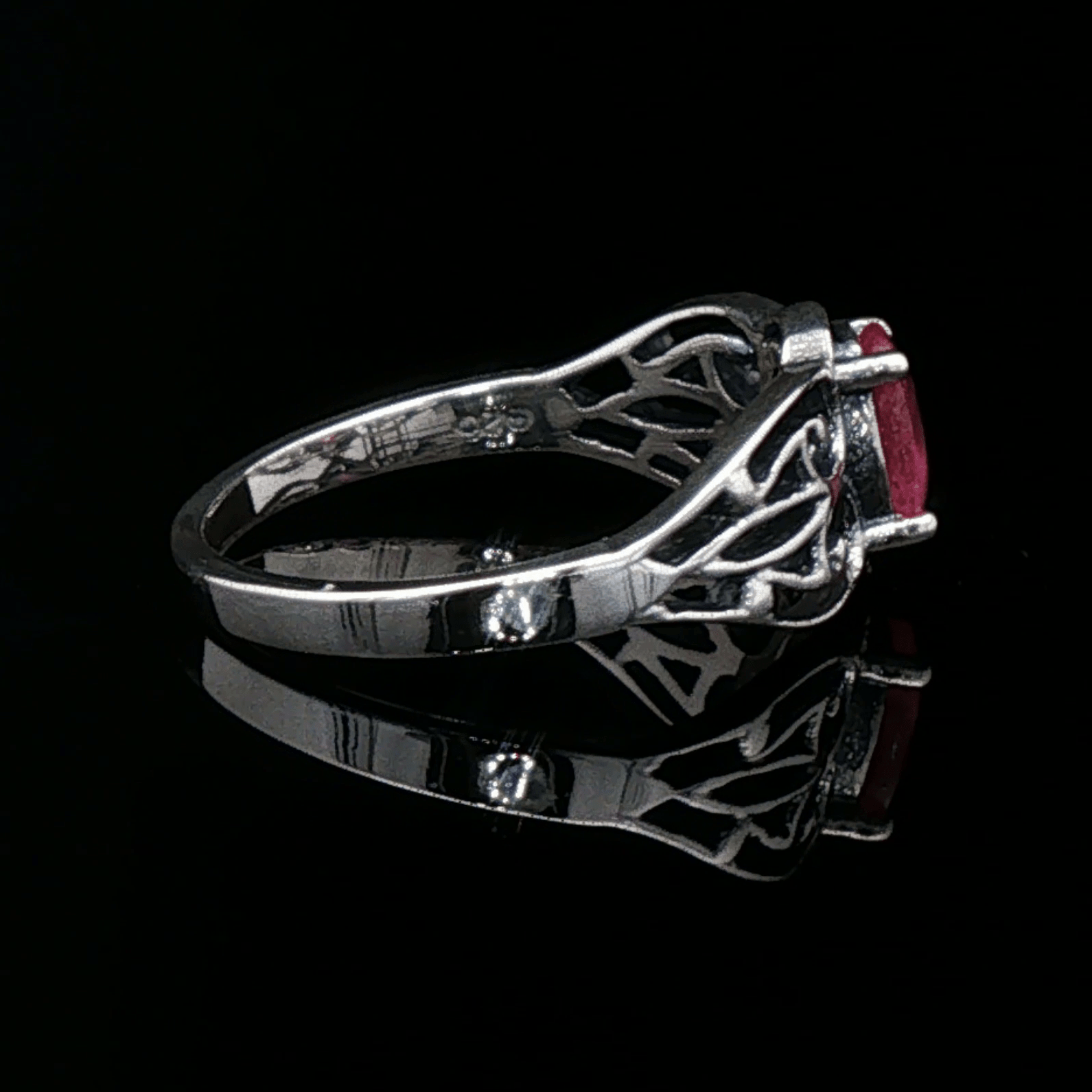 Filigree Gemstone Ring in Sterling Silver - Le Dragon Argenté