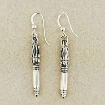 Final Fantasy 7: Crisis Core Genesis Earrings - Le Dragon Argenté