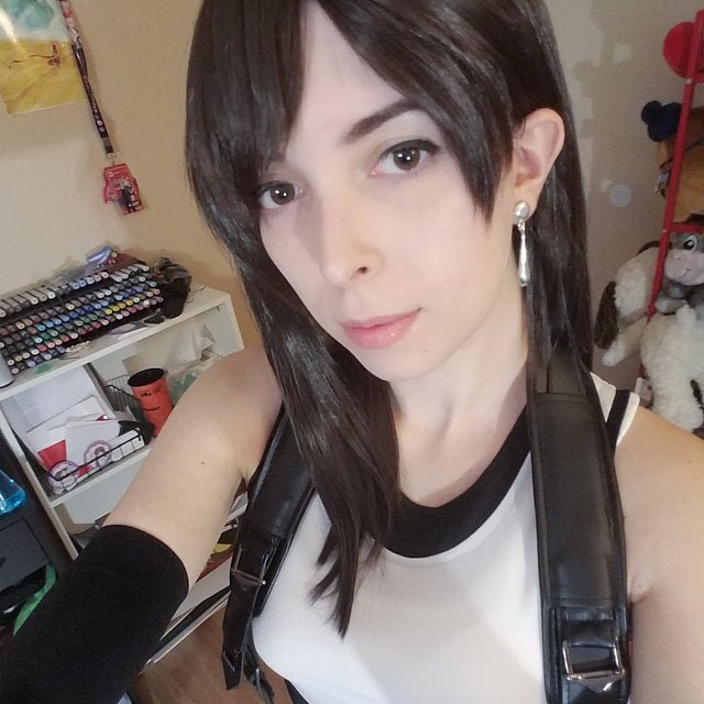 Final Fantasy 7 Tifa Drop Stud Earrings