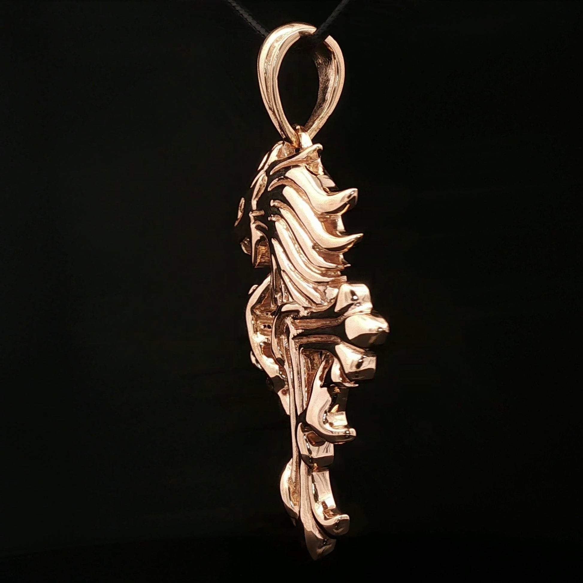 Final Fantasy 8 Squall Griever Pendant in Antique Bronze - Le Dragon Argenté