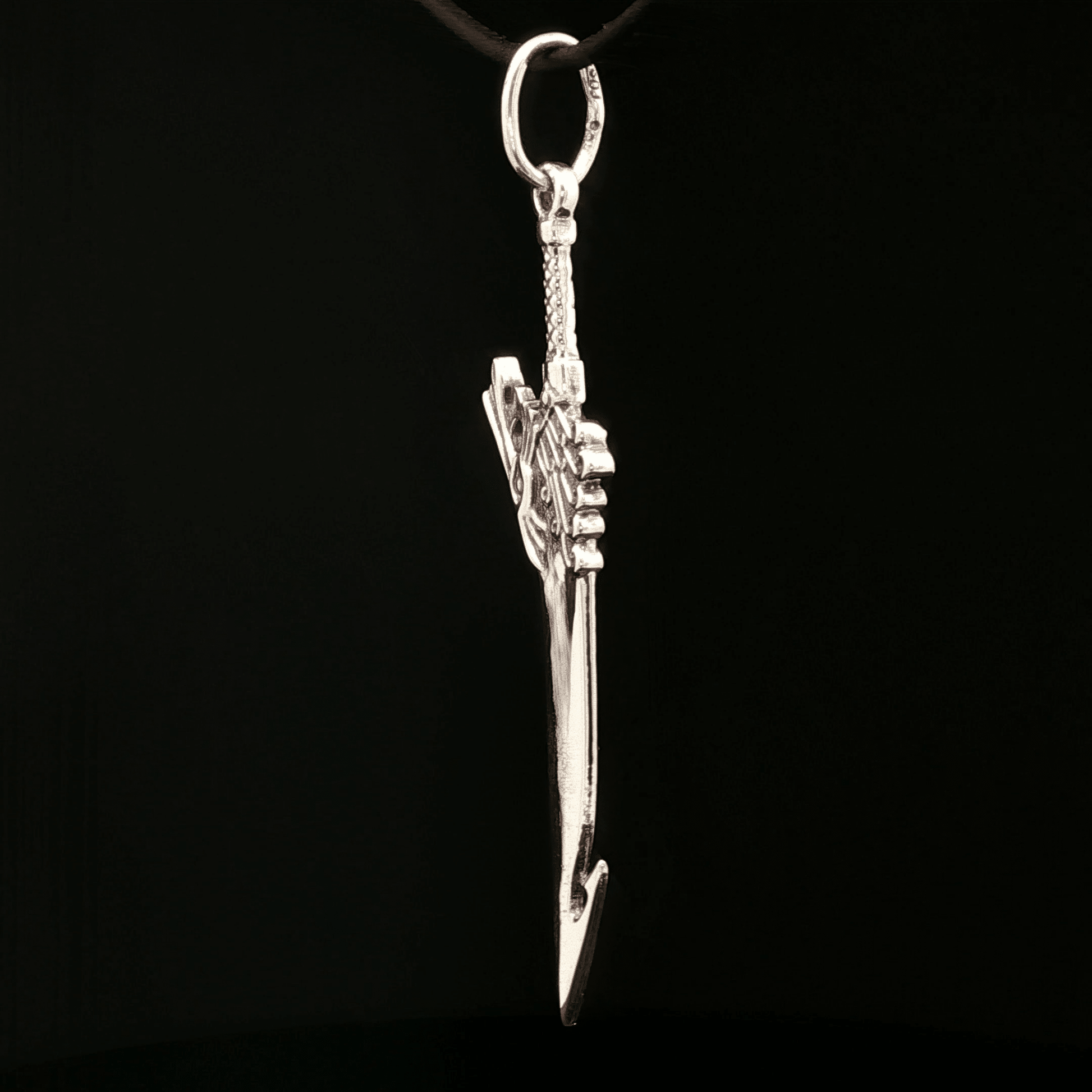 Final Fantasy X Brotherhood Sword Pendant In Sterling Silver - Le Dragon Argenté