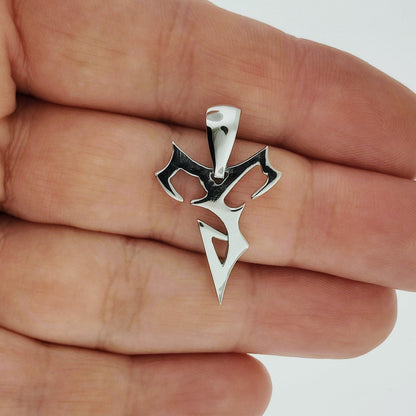 Final Fantasy X Tidus Charm Pendant - Le Dragon Argenté
