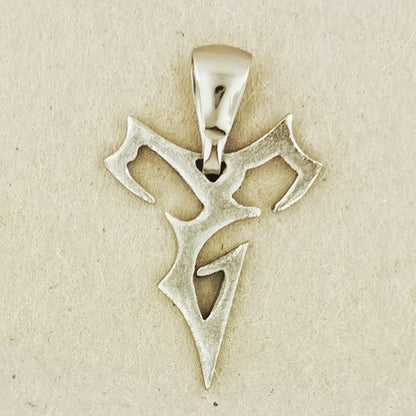 Final Fantasy X Tidus Charm Pendant - Le Dragon Argenté