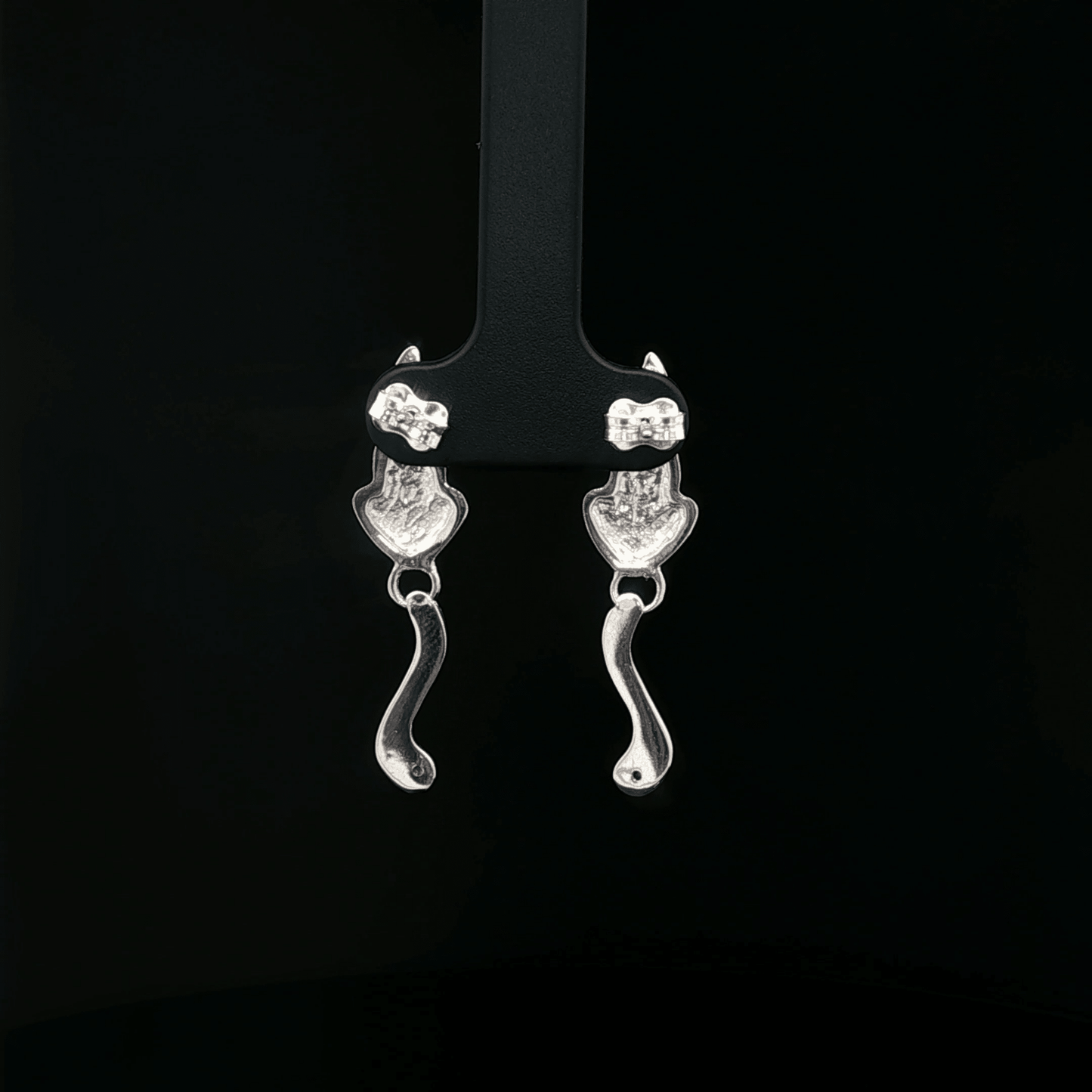 Final Fantasy XIII - 2 Serah Cat Earrings in Sterling Silver - Le Dragon Argenté
