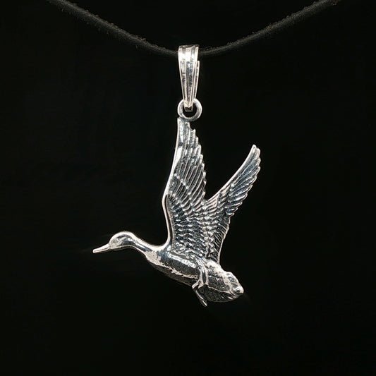 Flying Duck Pendant - Le Dragon Argenté