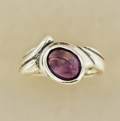 Freeform Geometric Ring with Oval Gemstone in Sterling Silver - Le Dragon Argenté