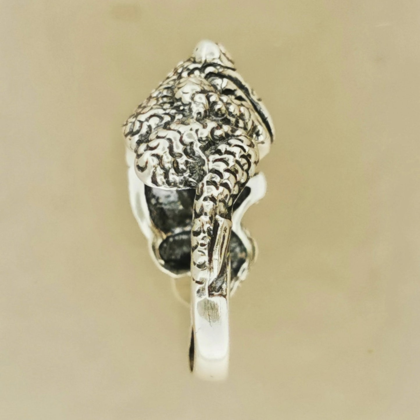 Frog Ring in Sterling Silver or Antique Bronze - Le Dragon Argenté