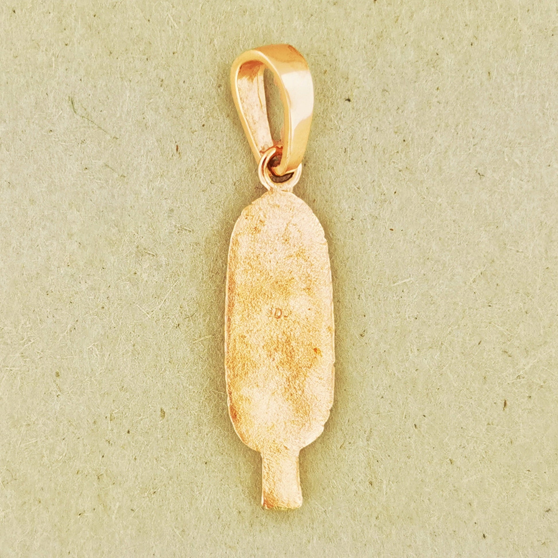 Gold Egyptian Feather Charm Pendant - Le Dragon Argenté