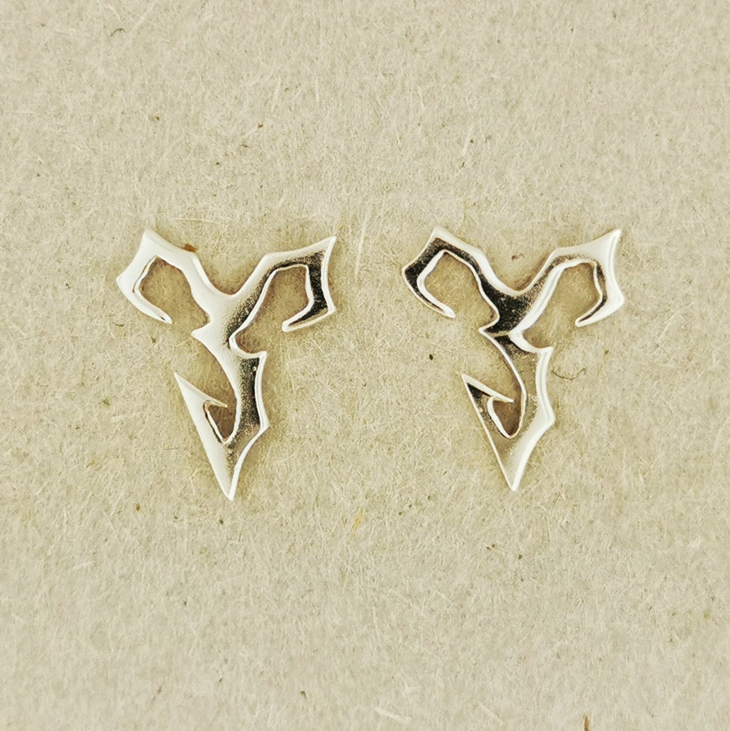 Gold FFX Tidus Earrings Made To Order - Le Dragon Argenté