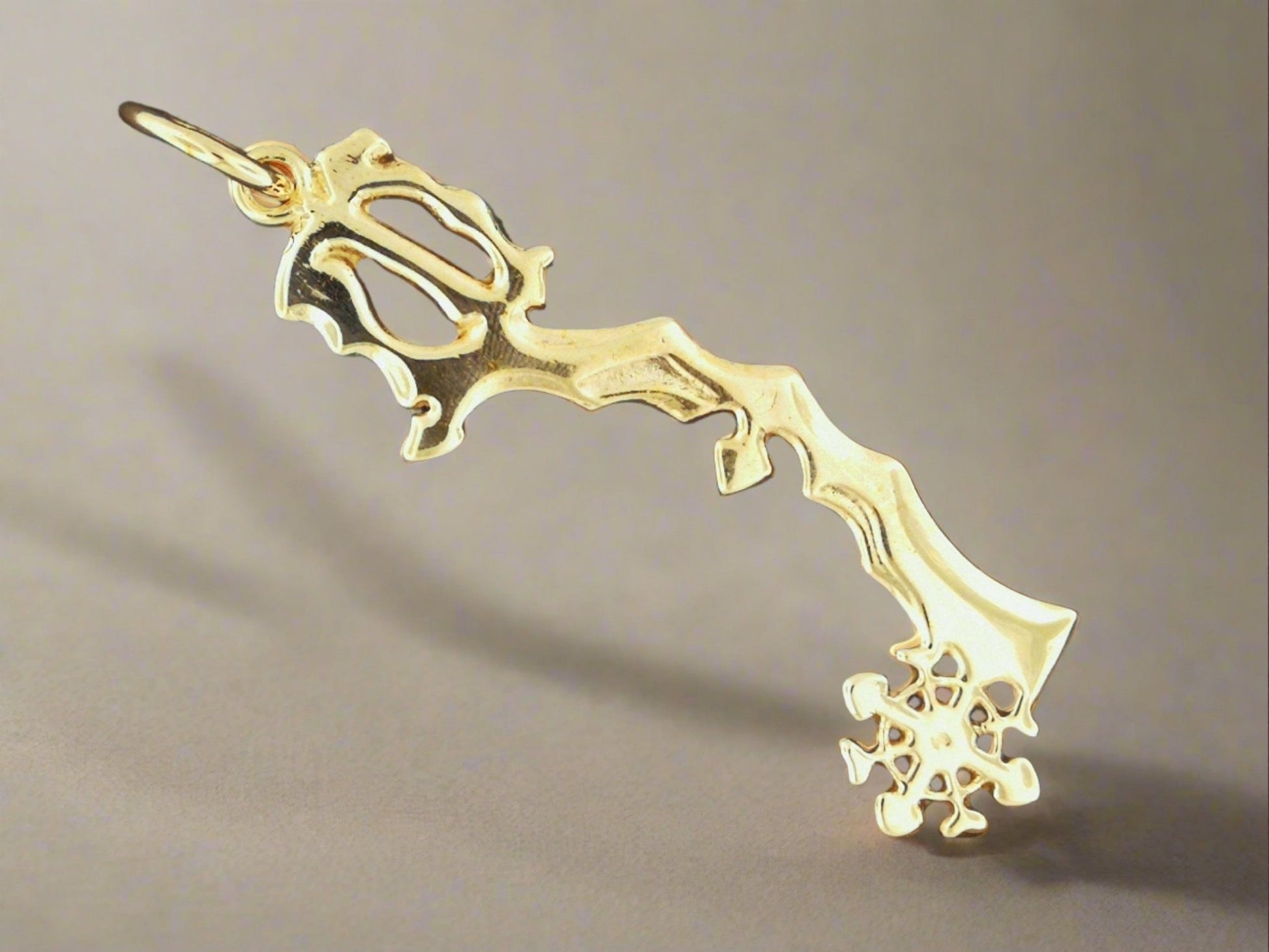 Kingdom Hearts Diamond Dust Keyblade Pendant in Yellow Gold, Video Game Jewelry, Video Game Jewellery, Gold Video Game Pendant, Gamer Girl Pendant, Gamer Girl Jewelry, Gamer Girl Jewellry, Gamer Geek Pendant, Gamer Geek Jewelry, KH Keyblade Pendant, Gold Keyblade Pendant, Diamond Dust Pendant, Gold Keyblade, Kingdom Hearts Keyblade Pendant