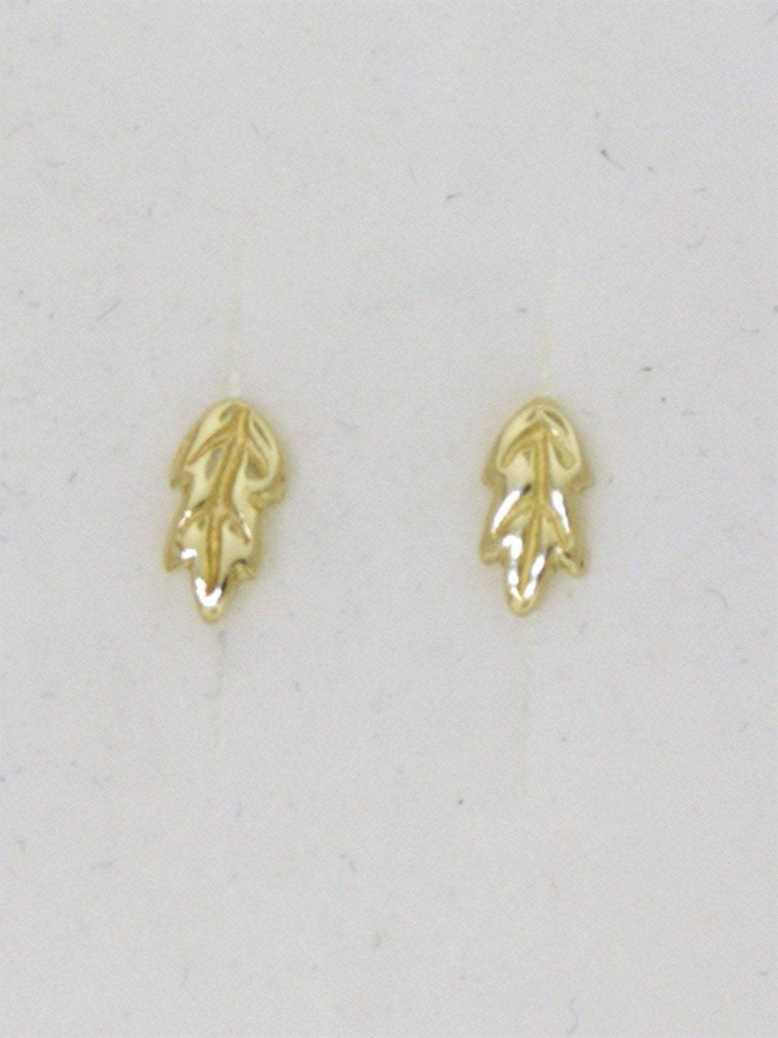 Gold Oak Leaves Studs made to order - Le Dragon Argenté