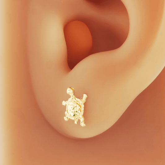 Handmade gold turtle earrings by Le Dragon Argenté available in 10k 14k or 18k solid yellow pink or white gold.