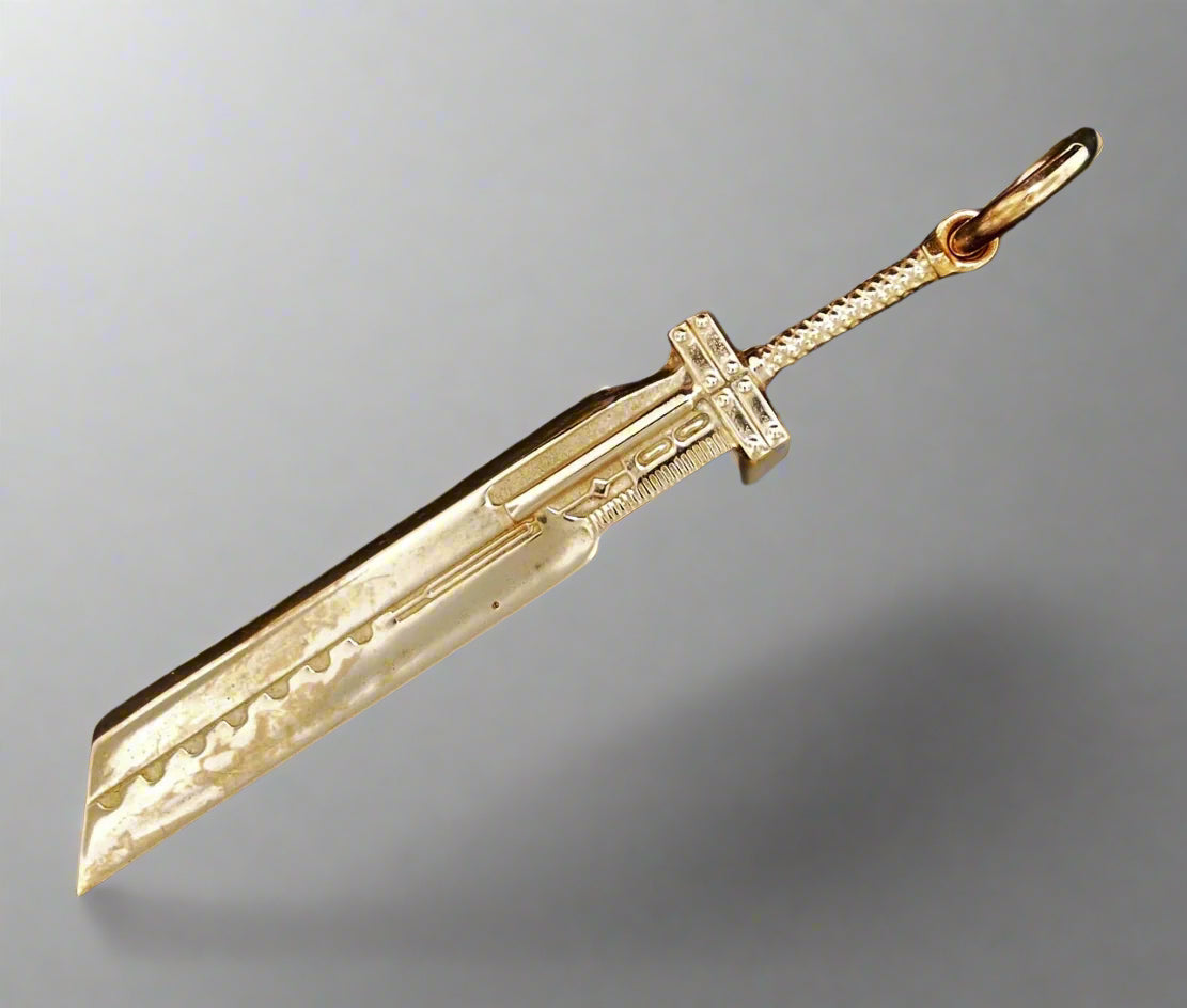 Final Fantasy 7 Advent Children Sword Pendant In Gold - Le Dragon Argenté