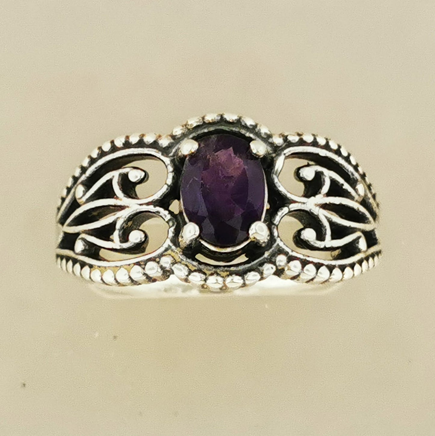 Gothic Style Filigree Ring with Gemstone in Sterling Silver - Le Dragon Argenté