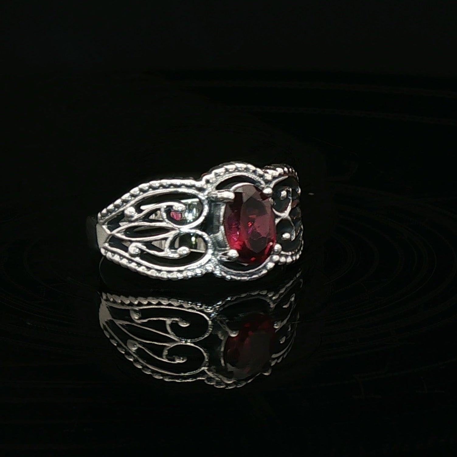Gothic Style Filigree Ring with Gemstone in Sterling Silver - Le Dragon Argenté