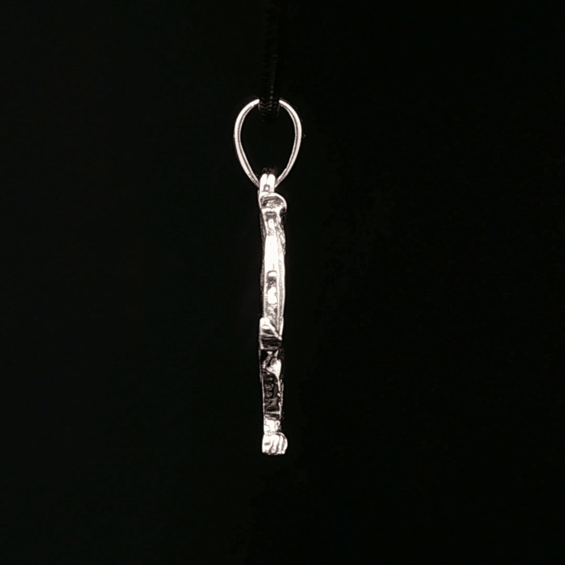 Griffin Pendant in Sterling Silver - Le Dragon Argenté