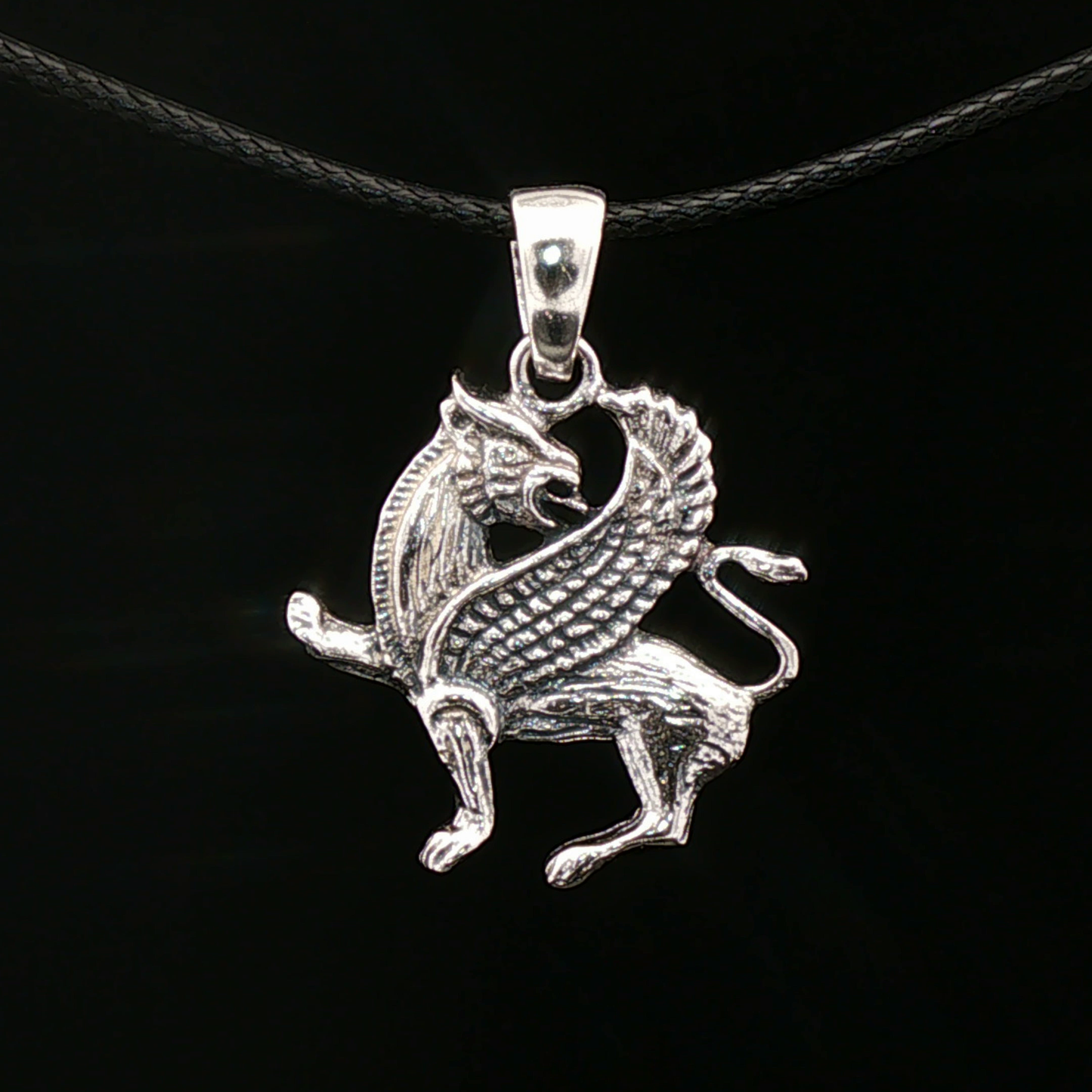 Griffin Pendant in Sterling Silver - Le Dragon Argenté
