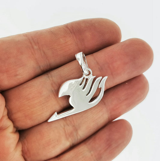 Handmade Fairy Tail Pendant - Le Dragon Argenté