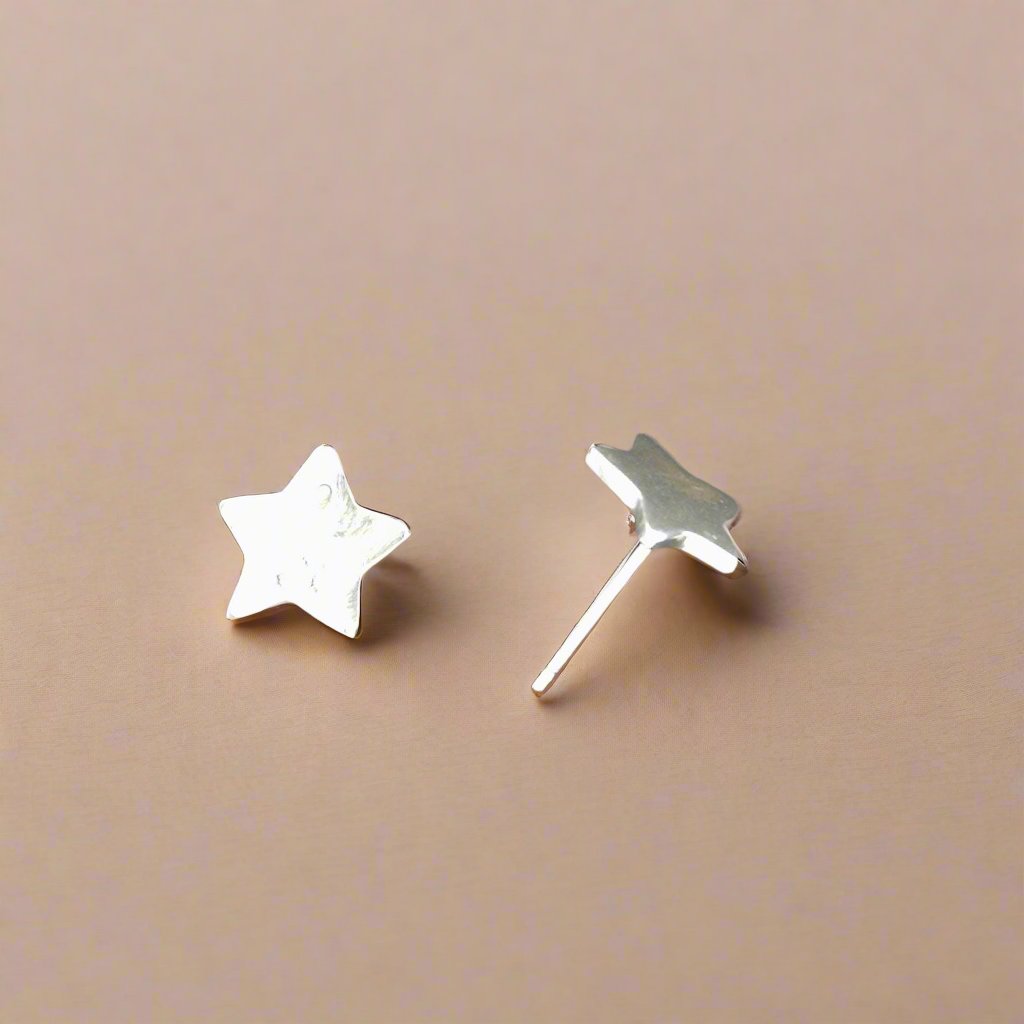 Handmade Star Stud Earrings in Sterling Silver - Le Dragon Argenté