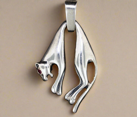 Hanging Cat Pendant in Sterling Silver with CZ eye - Le Dragon Argenté