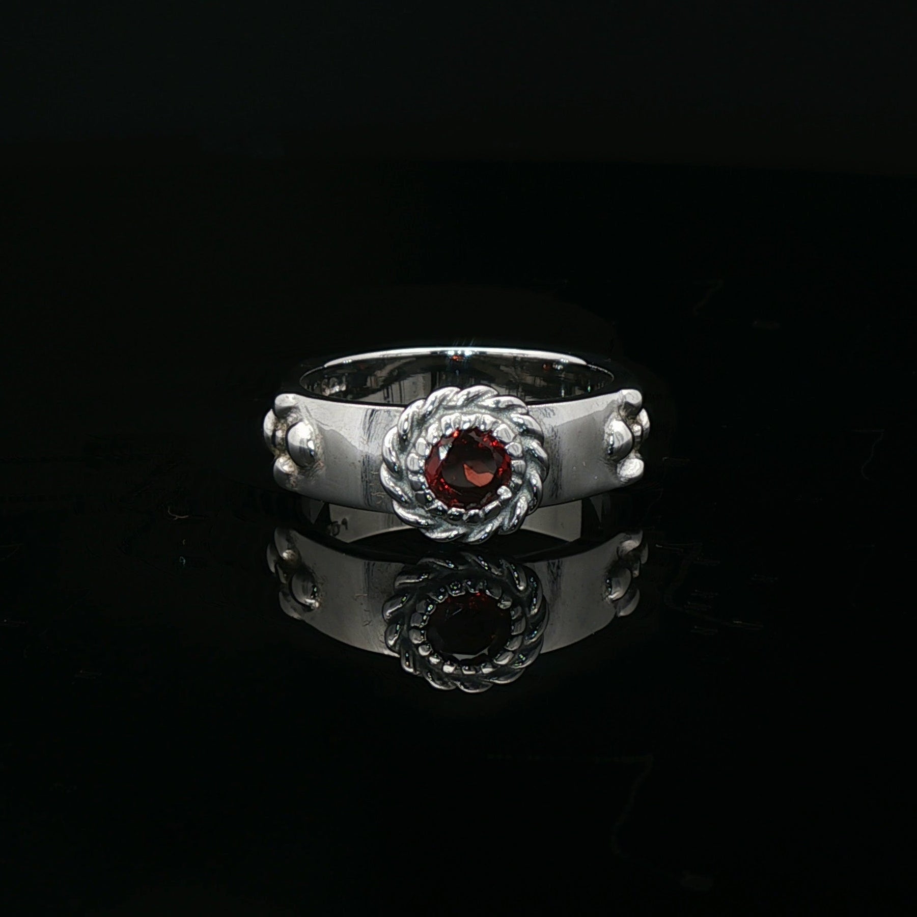 Howls Moving Castle Ring in Stainless Steel with Natural Gemstone - Le Dragon Argenté