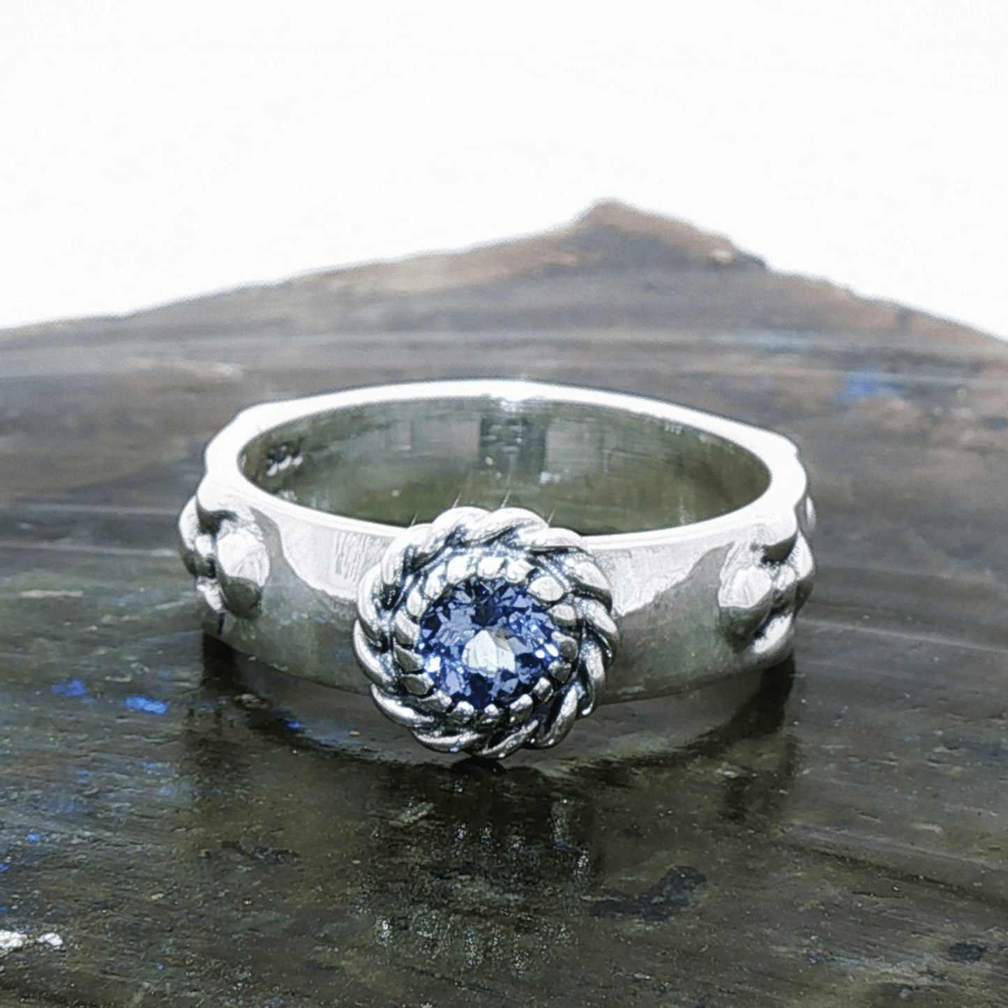 Howls Moving Castle Ring in Sterling Silver with Faceted Tanzanite - Le Dragon Argenté