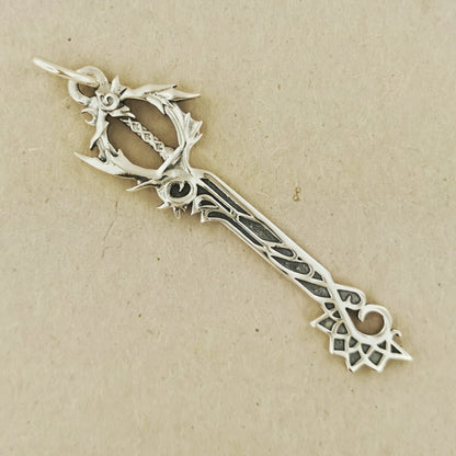 KH Combined Keyblade Pendant - Le Dragon Argenté