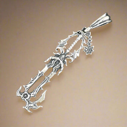 KH No Name Keyblade Pendant - Le Dragon Argenté