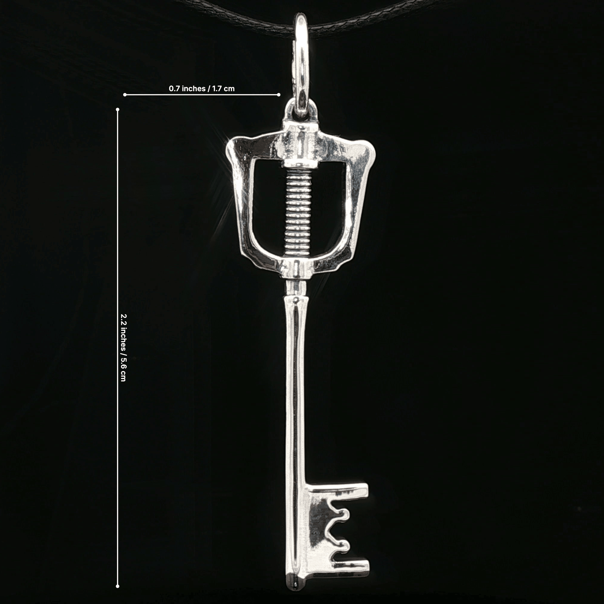 Kingdom Hearts Kingdom Keyblade Pendant - Le Dragon Argenté