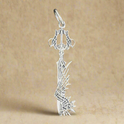 Kingdom Hearts Ultima Keyblade Pendant - Le Dragon Argenté