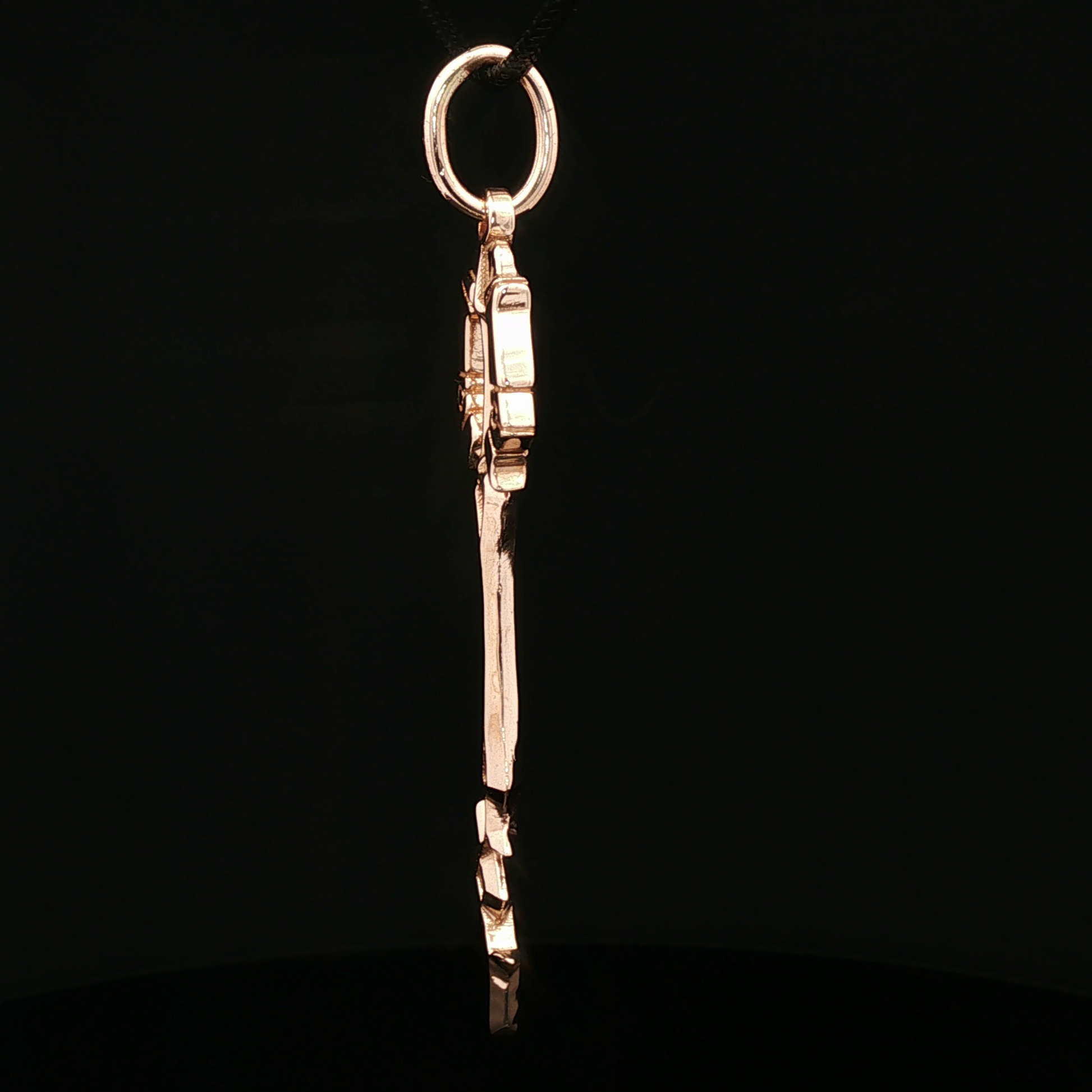 Kingdom Hearts Rainfell Keyblade Pendant - Le Dragon Argenté