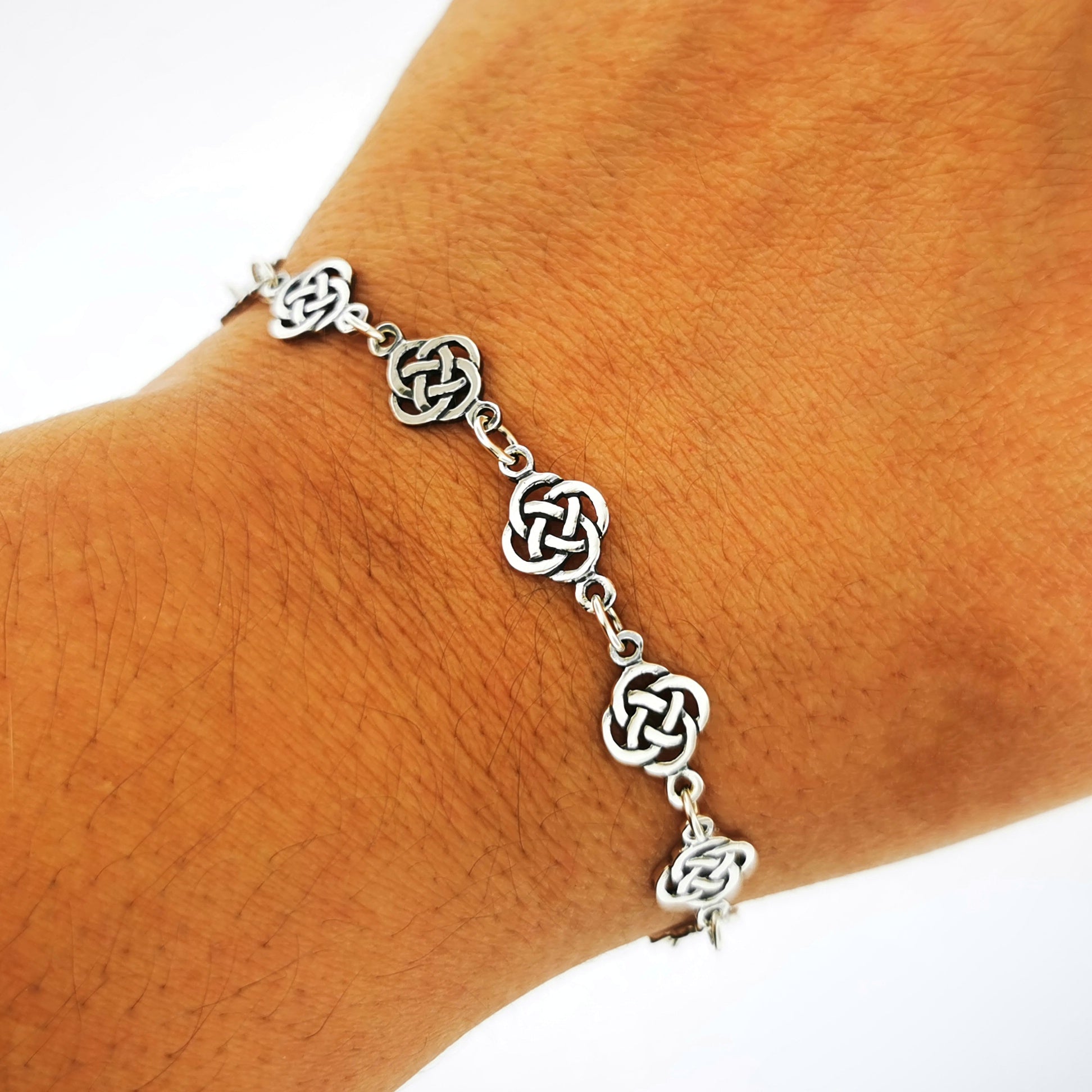 Endless Knotwork Bracelet in Sterling Silver , Eternal Knotwork Bracelet, Celtic Knot Bracelet, Infinity Knotwork Bracelet, Silver Knot Bracelet, Silver Celtic Bracelet, Silver Celtic Knot Bracelet, Endless Knot Bracelet