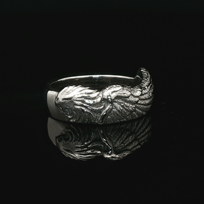 Ladies stainless steel Griever ring inspired by Final Fantasy VIII, bold lion emblem jewellery with a moody, iconic style by Le Dragon Argenté
