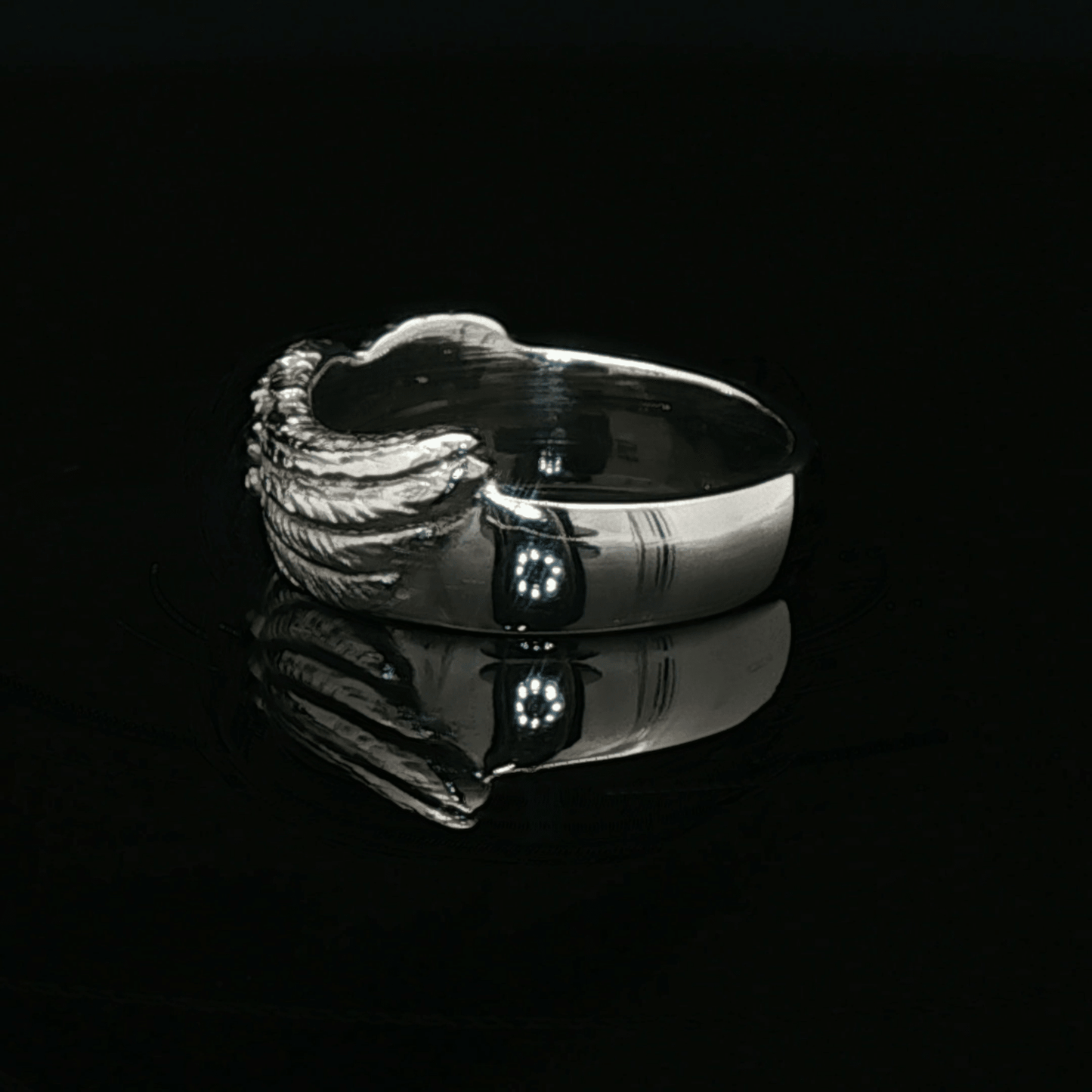 Ladies stainless steel Griever ring inspired by Final Fantasy VIII, bold lion emblem jewellery with a moody, iconic style by Le Dragon Argenté