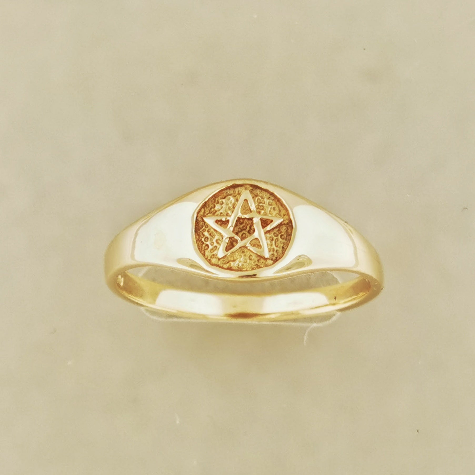 Ladies Pentacle Ring - Le Dragon Argenté