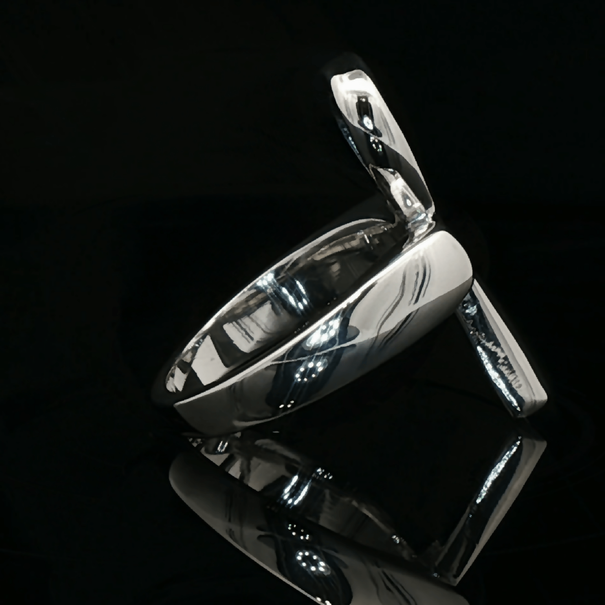 Large Ankh Ring in Sterling Silver or Antique Bronze with Egyptian Symbol Design - Le Dragon Argenté