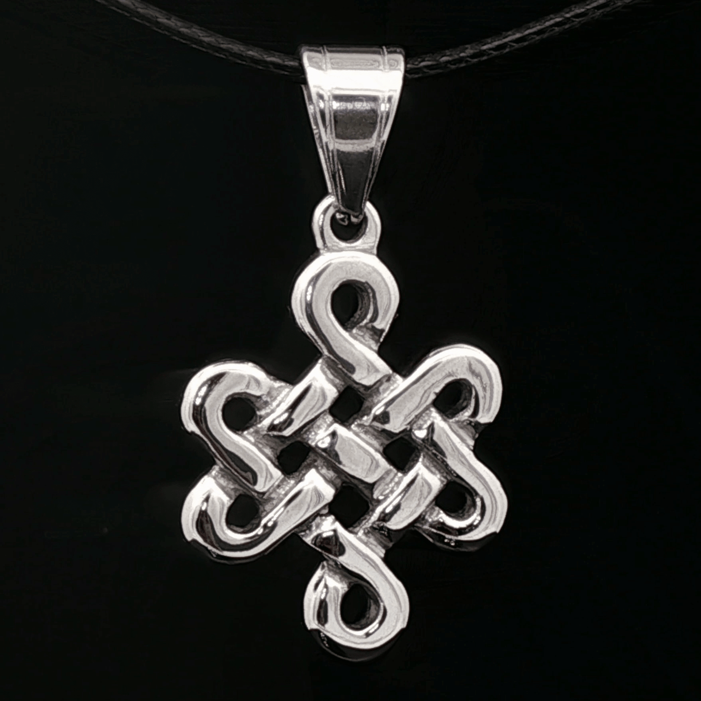 Large Endless Knot Pendant In Stainless Steel - Le Dragon Argenté