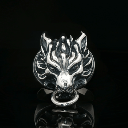 Handmade by Le Dragon Argenté, this Final Fantasy 7 inspired Fenrir Wolf Ring features the iconic Cloud Strife wolf emblem and is available in sterling silver or antique bronze. A meaningful piece for FFVII and Advent Children fans, perfect for daily wear, cosplay, or as a collectible gamer jewelry gift. Ideal for anyone who loves bold fantasy symbolism.