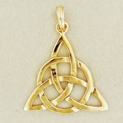 Large Triquetra Pendant - Le Dragon Argenté