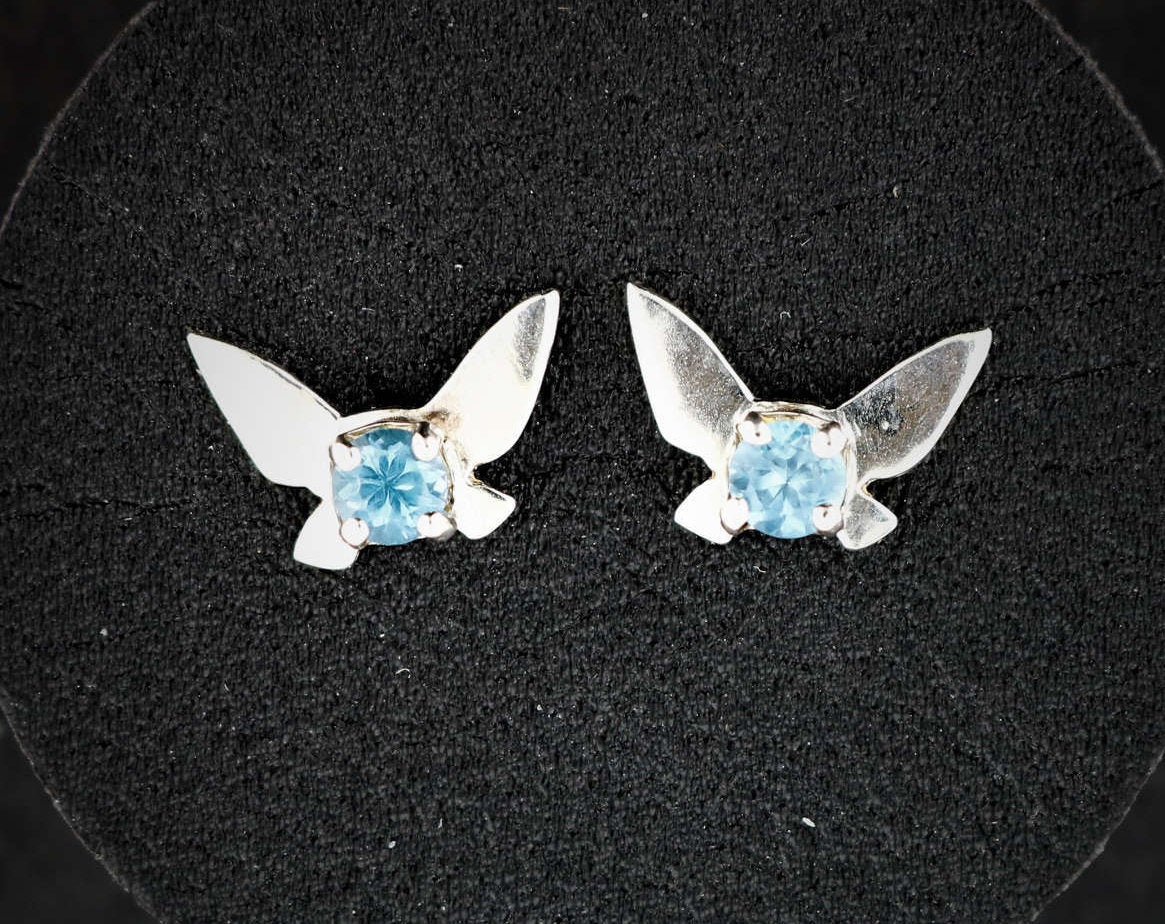 Legend of Zelda Navi Fairy Earrings in Sterling Silver - Le Dragon Argenté