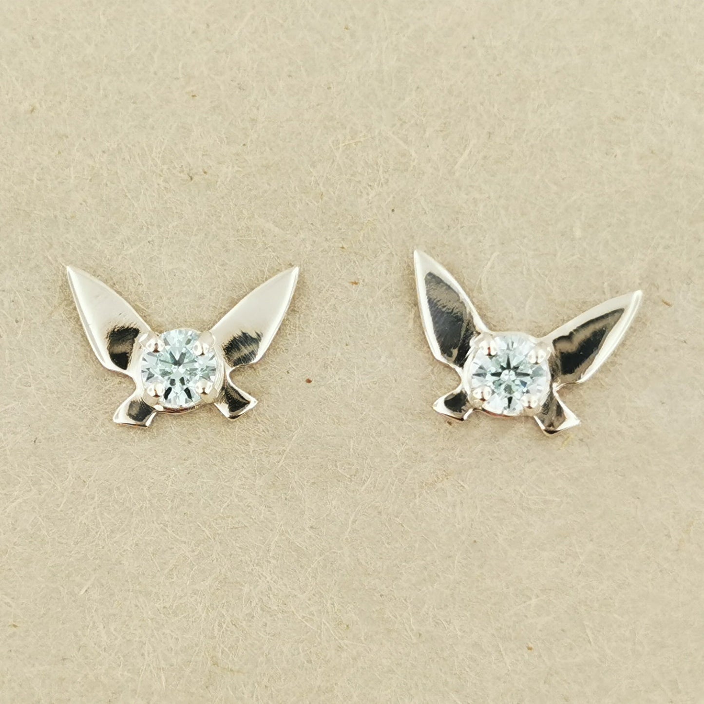 Legend of Zelda Navi Fairy Earrings in Sterling Silver - Le Dragon Argenté