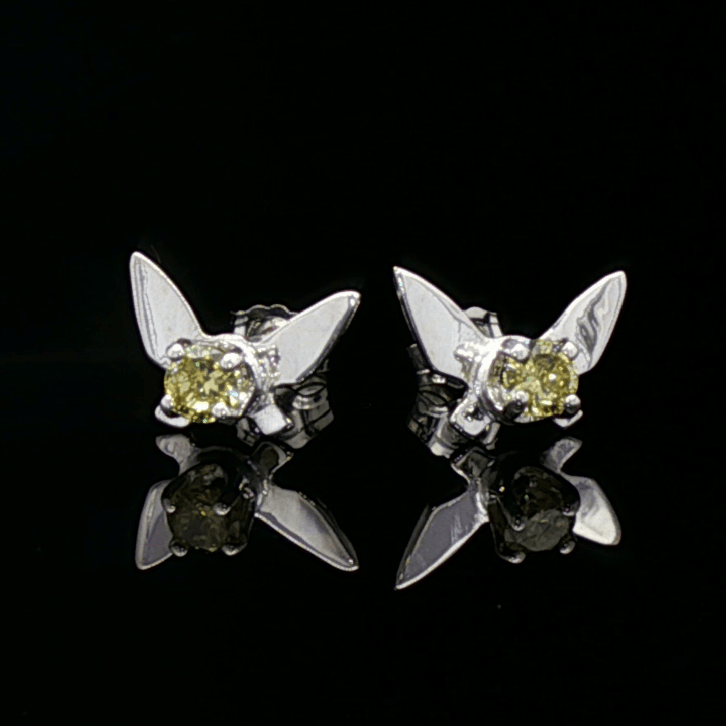 Legend of Zelda Navi Fairy Earrings in Sterling Silver with august birthstone - Le Dragon Argenté - Bestseller - gemstone earrings - fairy earrings