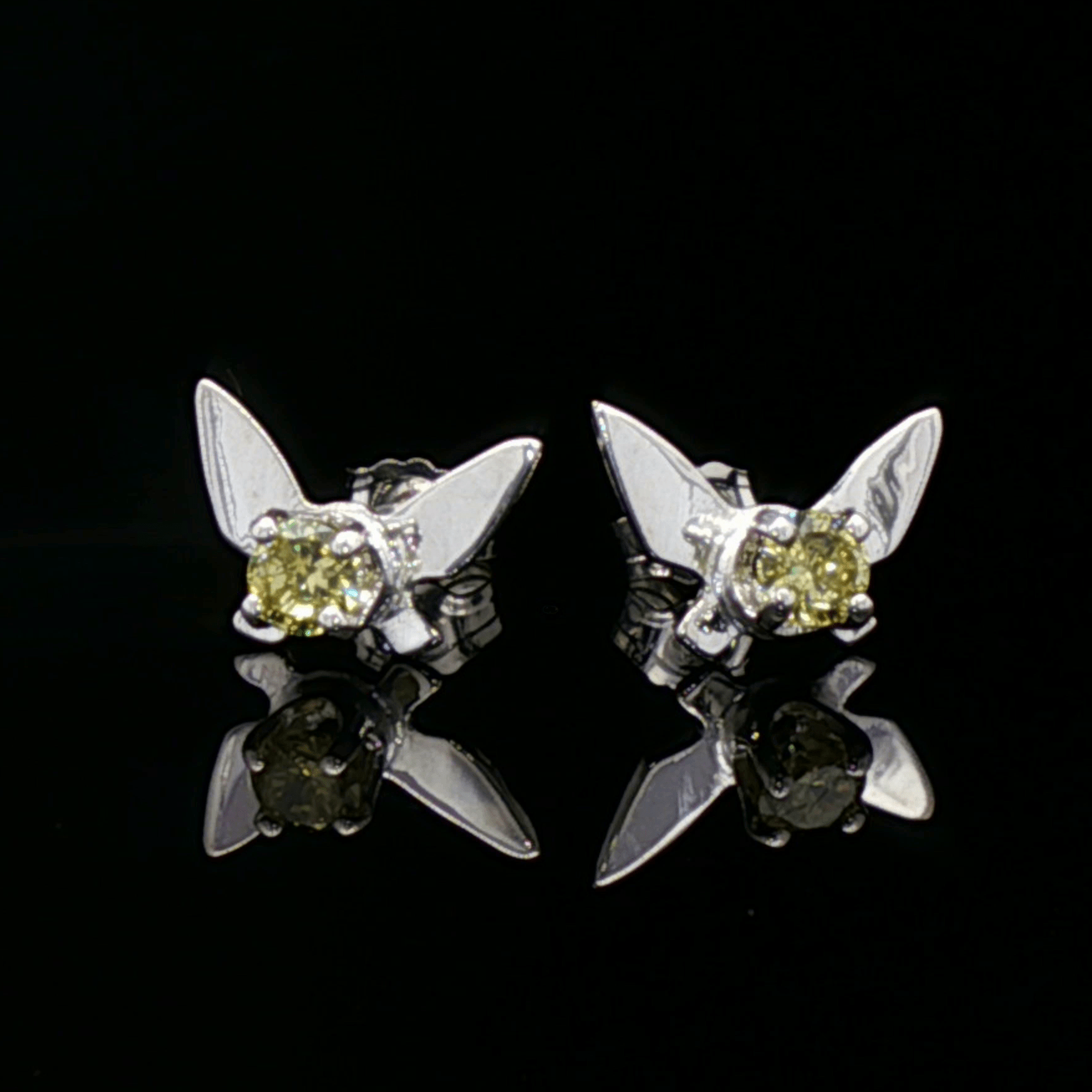 Legend of Zelda Navi Fairy Earrings in Sterling Silver with august birthstone - Le Dragon Argenté - Bestseller - gemstone earrings - fairy earrings