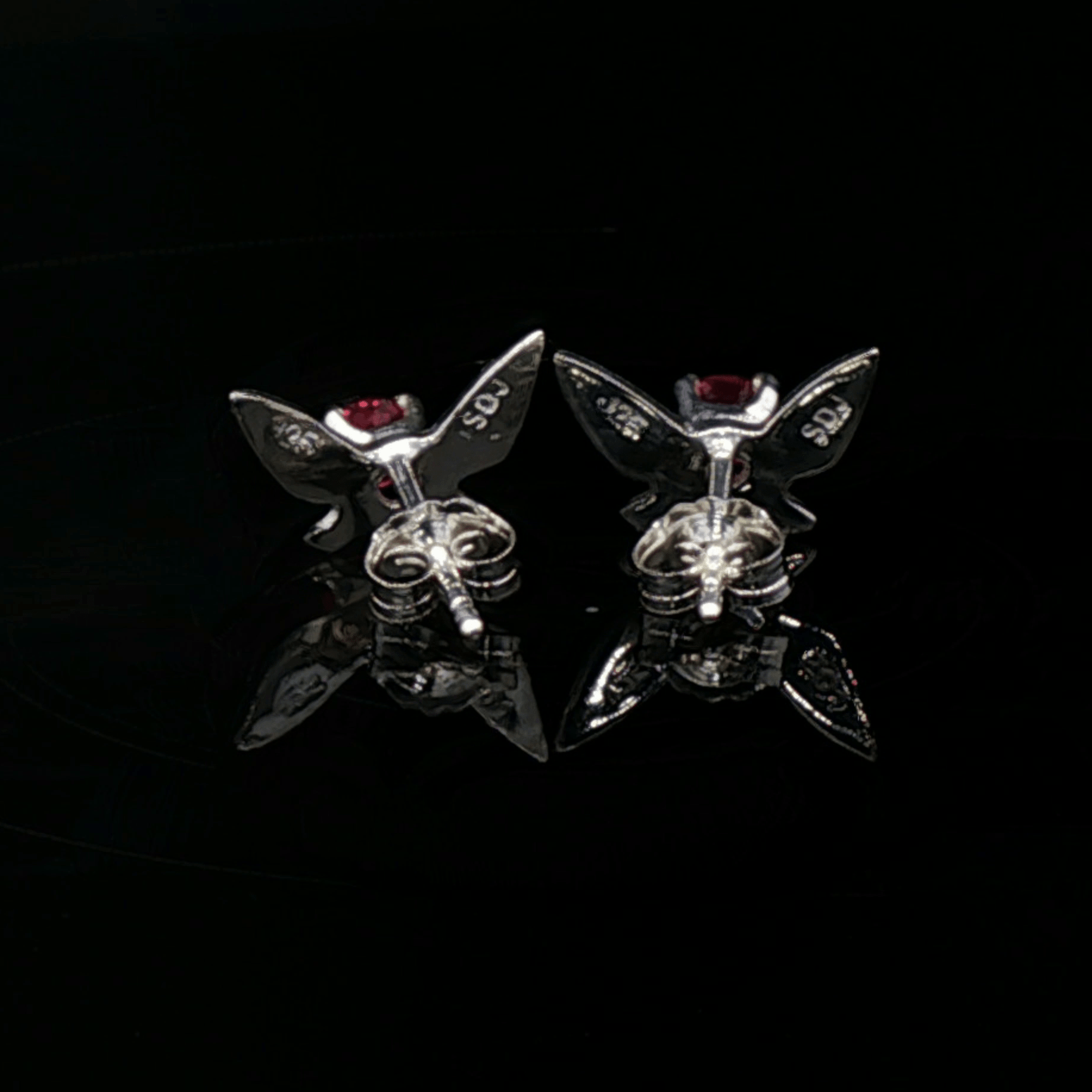 Legend of Zelda Navi Fairy Earrings in Sterling Silver - Le Dragon Argenté