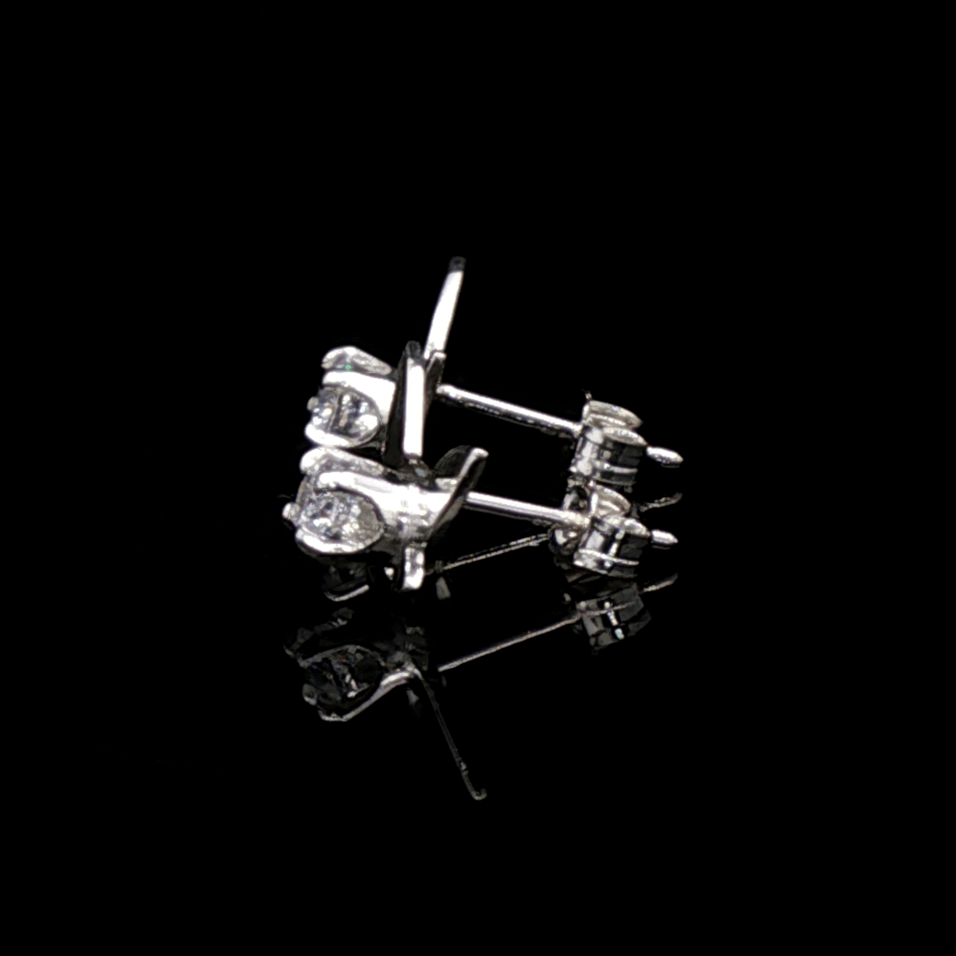 Legend of Zelda Navi Fairy Earrings in Sterling Silver - Le Dragon Argenté