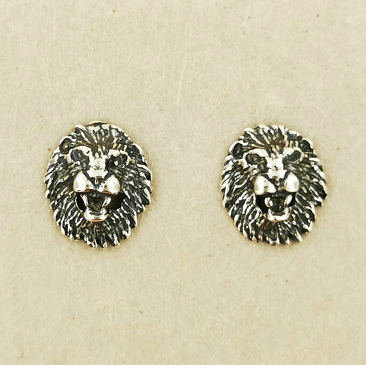 Lion Head Stud Earrings in Sterling Silver by Le Dragon Argenté – bold and detailed feline design perfect for fantasy and animal lovers seeking fierce style.