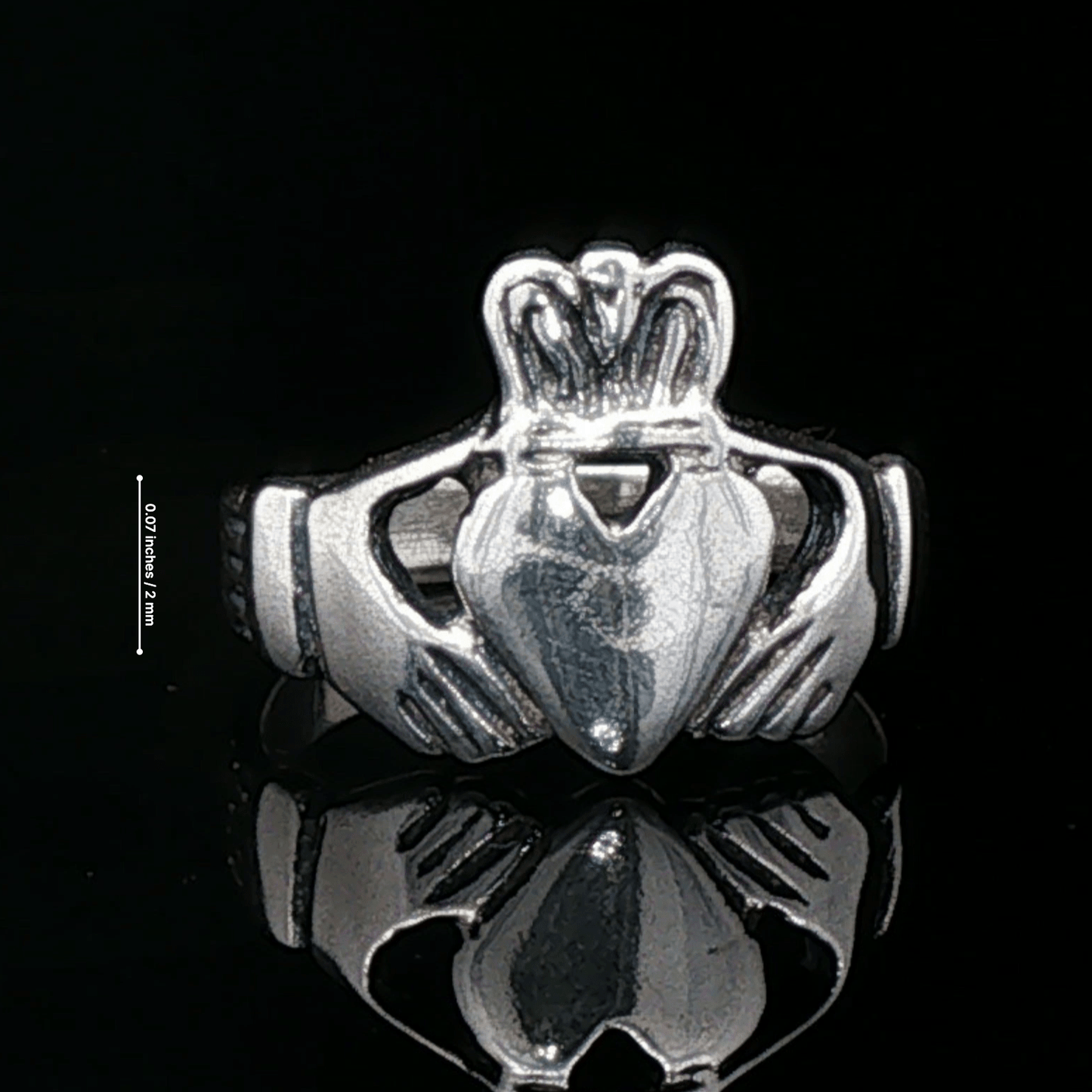 Medium Claddagh Ring in Sterling Silver or Antique Bronze - Le Dragon Argenté