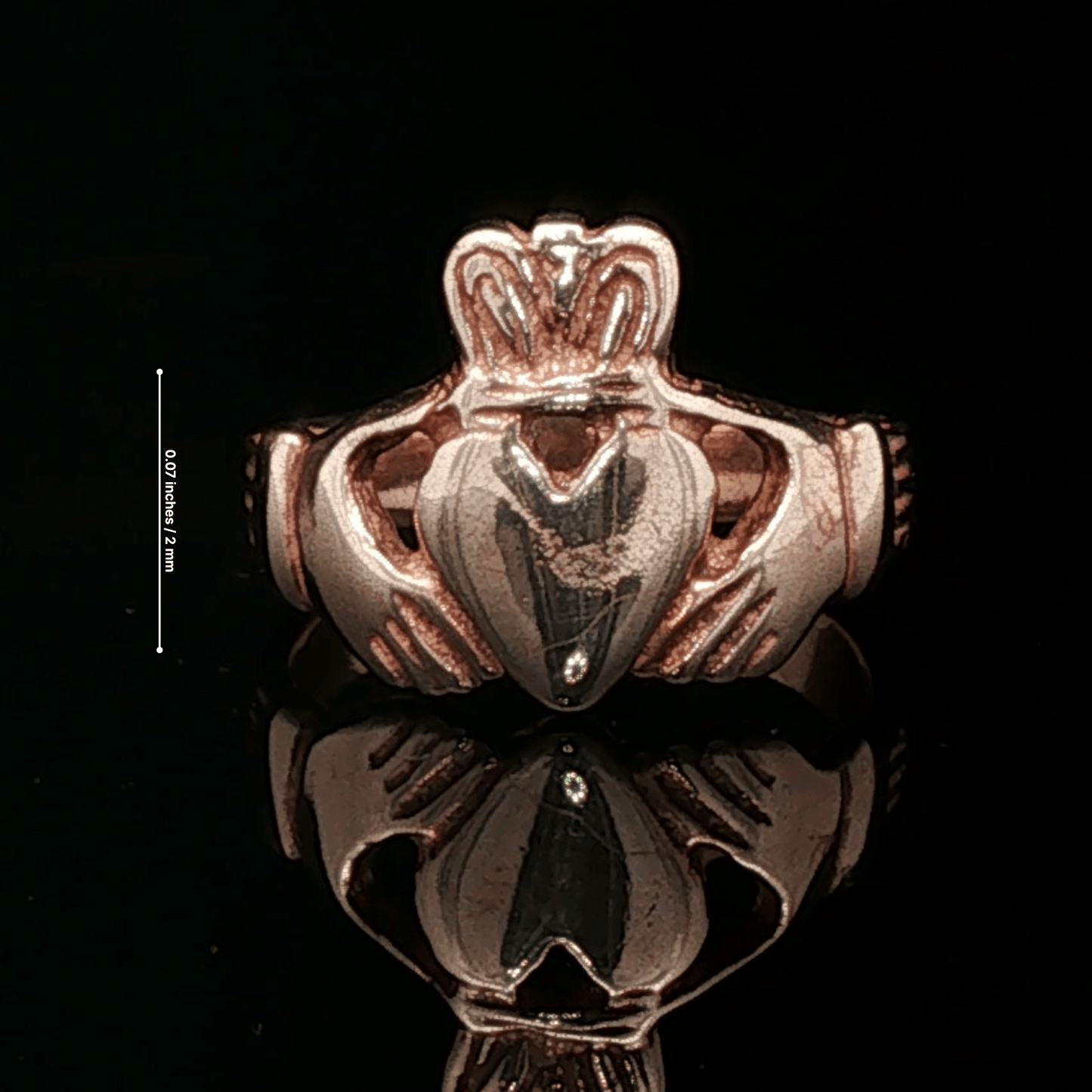 Medium Claddagh Ring in Sterling Silver or Antique Bronze - Le Dragon Argenté