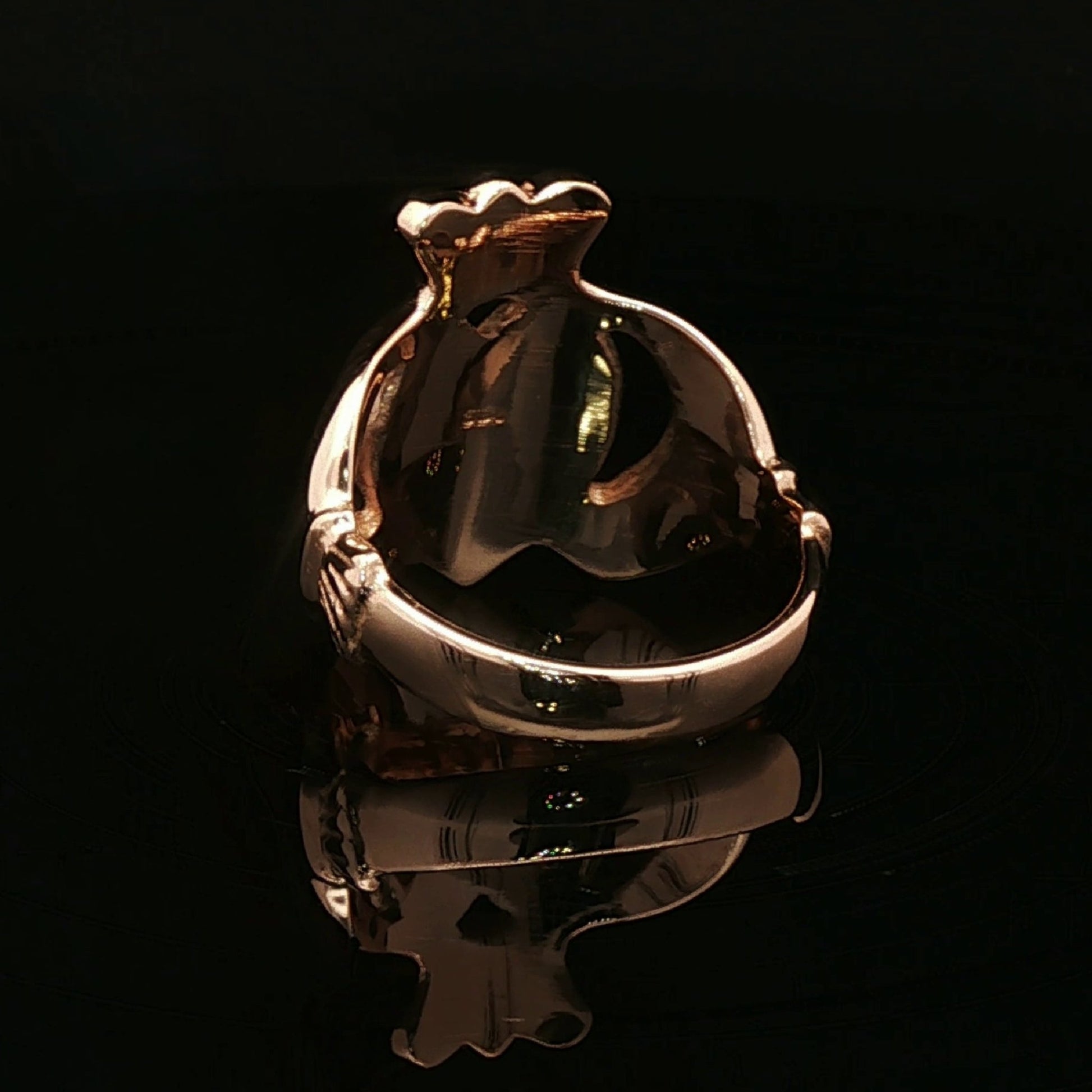 Mens Large Claddagh Ring in Antique Bronze - Le Dragon Argenté